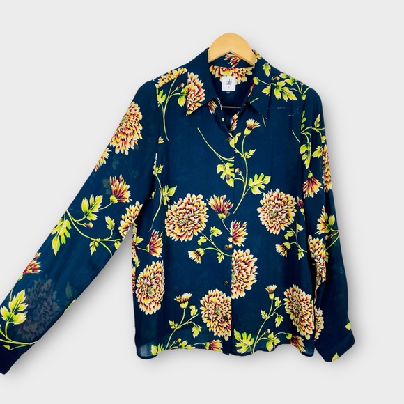 CAbi Tops - Cabi 3250 Daisy and Mum Floral Sheer Button Down Medium